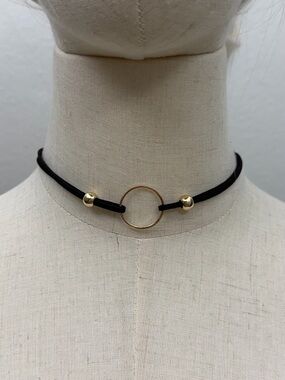 Black Velvet Choker Necklace Gold Circle Pendant Adjustable 15”